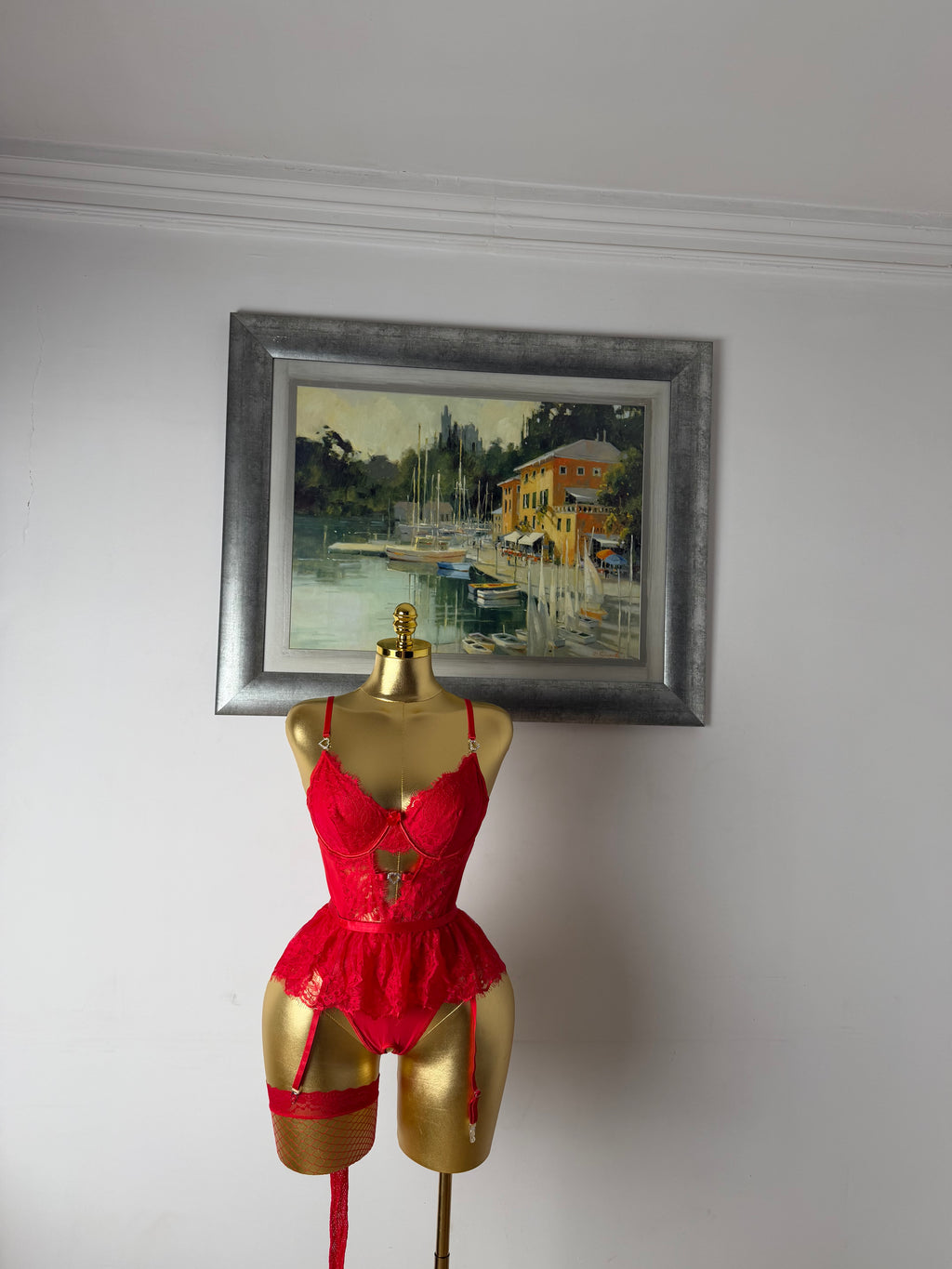 Ensemble "Rouge Fatal" – L'Incarnation de la Passion