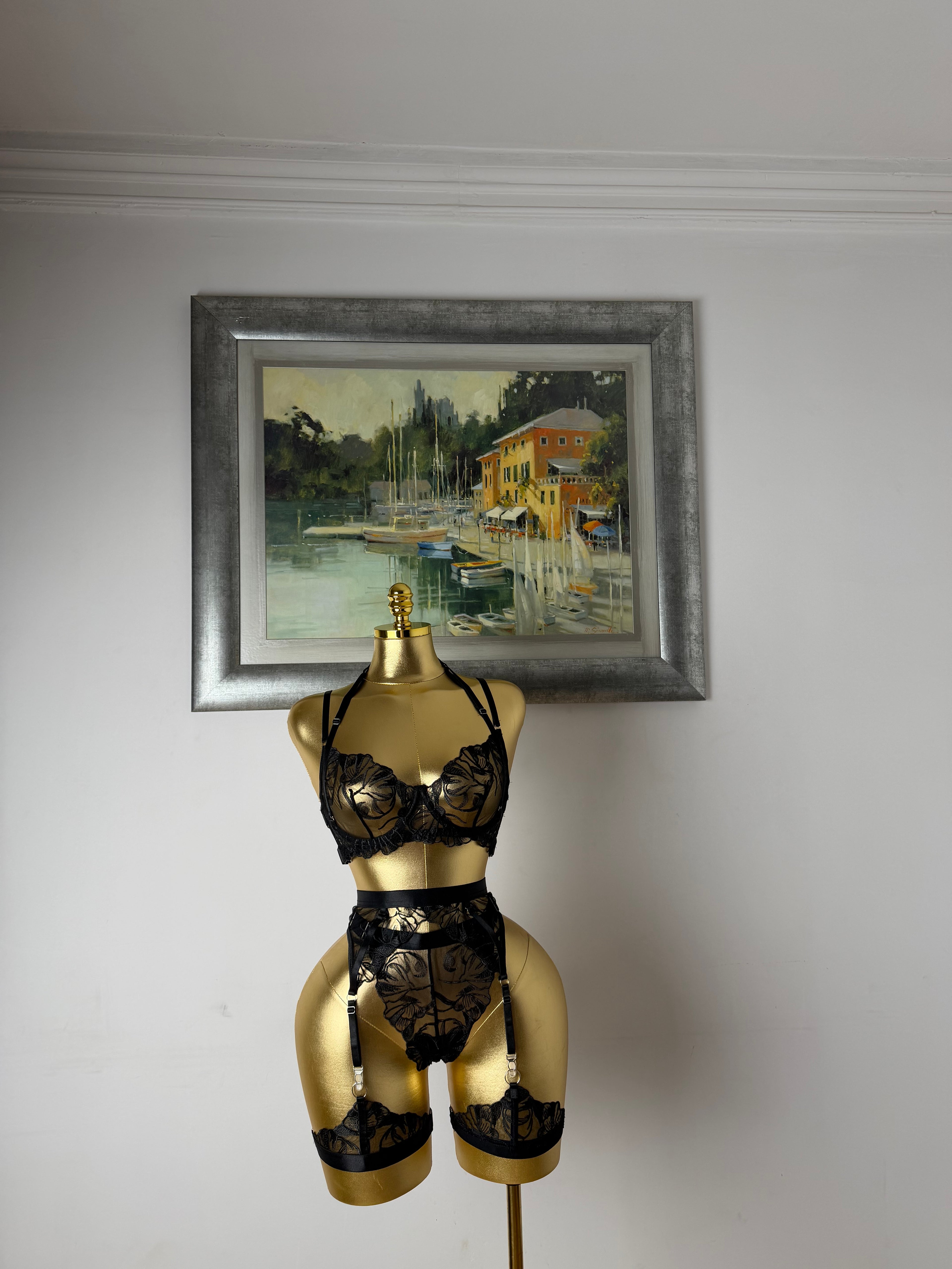 Ensemble de Lingerie – Broderie Noire