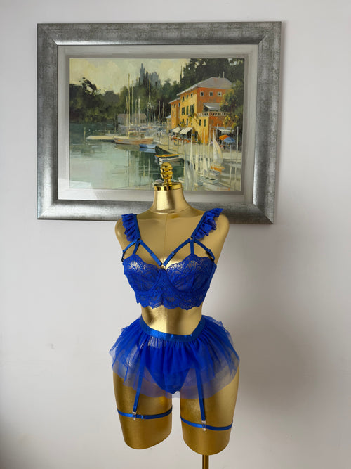 Ensemble de Lingerie "Bleu Royal" – 3 Pièces avec Jupon en Tulle